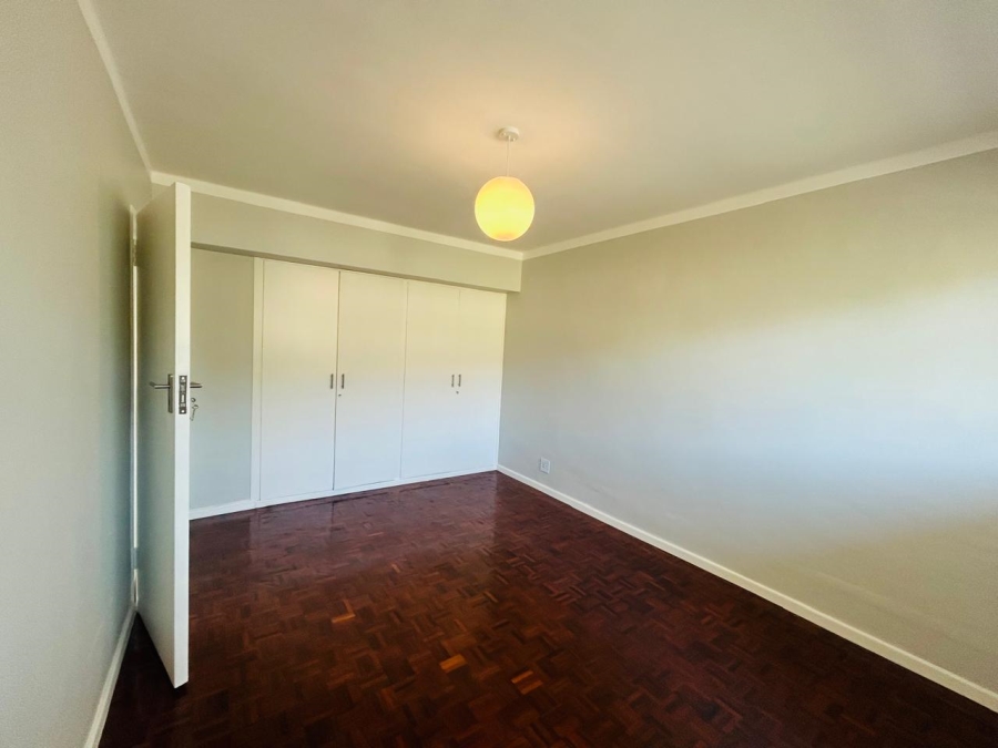 2 Bedroom Property for Sale in Wynberg Upper Western Cape